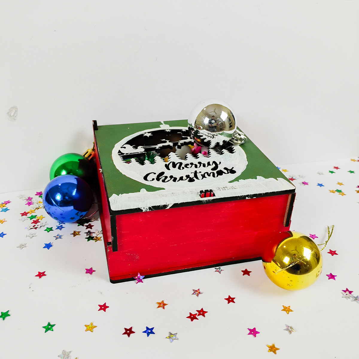 WonderLab Santa Candy Box Kit for Kids | DIY Christmas Craft Activity Kit | STEM & Art Learning Toy | Creative Holiday Gift for Boys & Girls 4+ Years
