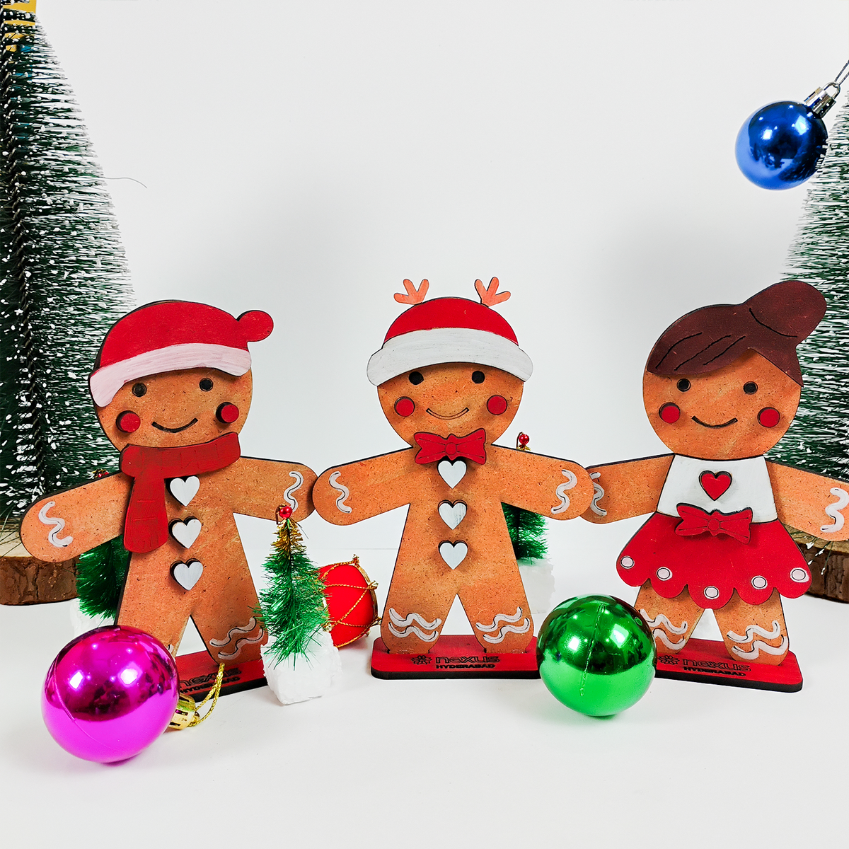 WonderLab Christmas Friends Kit for Kids | DIY Christmas Craft Activity Kit | STEM & Art Learning Toy | Creative Holiday Gift for Boys & Girls 3+ Years