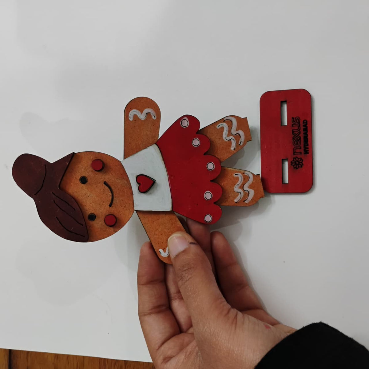 WonderLab Christmas Friends Kit for Kids | DIY Christmas Craft Activity Kit | STEM & Art Learning Toy | Creative Holiday Gift for Boys & Girls 3+ Years